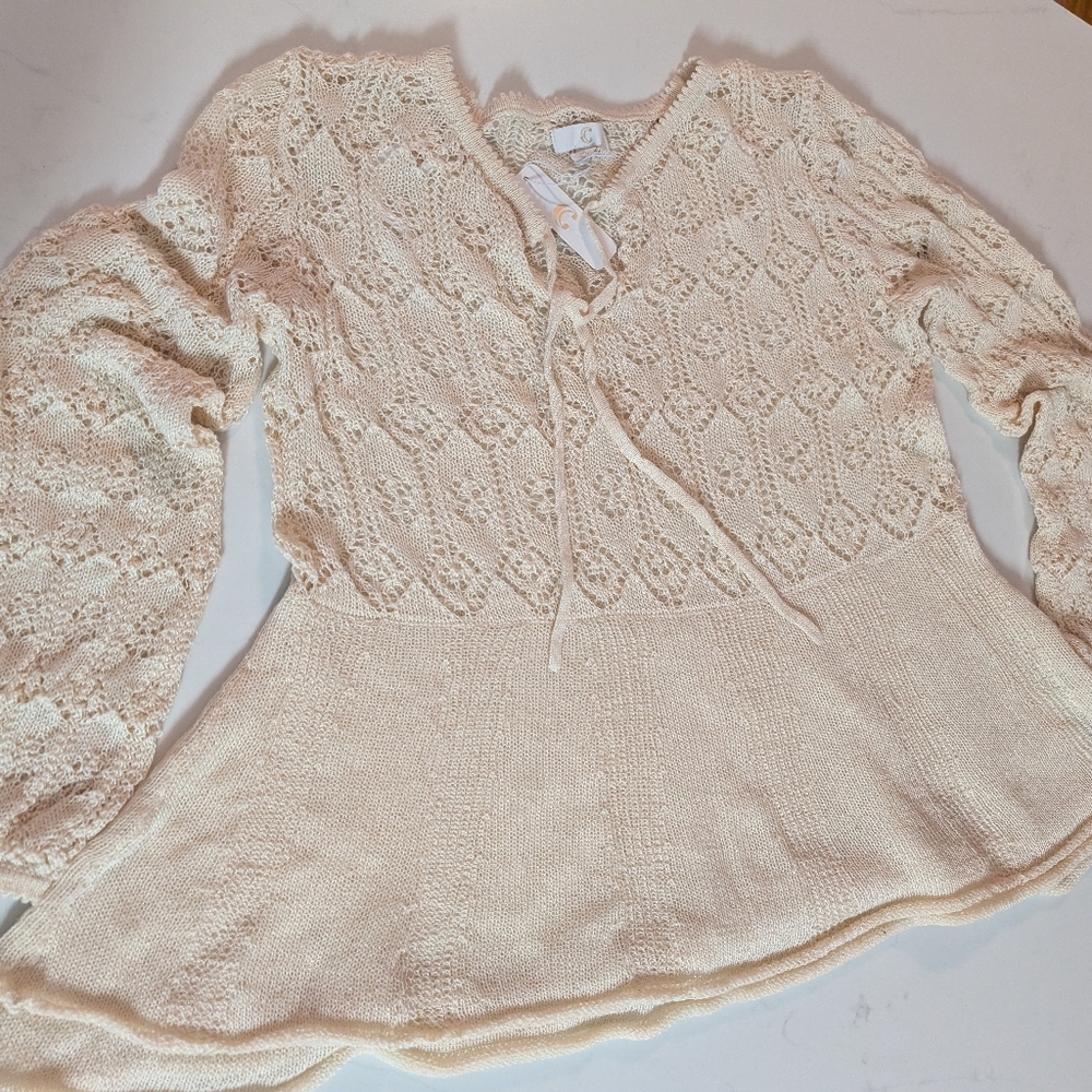 NWT Lightweight Beige/Cream Crochet Babydoll Sweater. Large (Would Fit Medium)